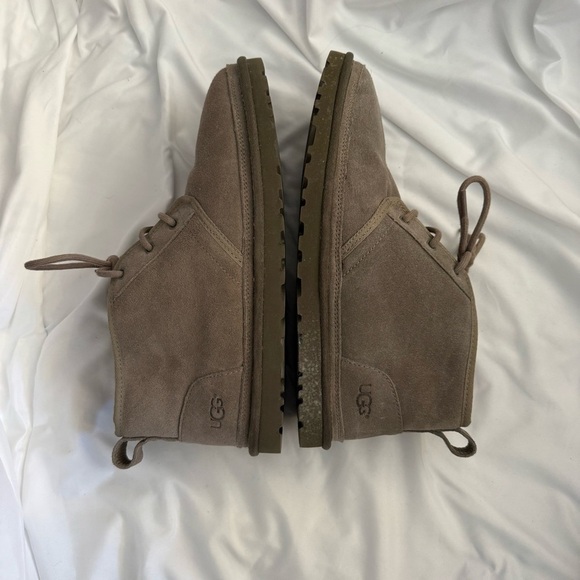 EUC UGG Neumel Chukka Boot main image 10